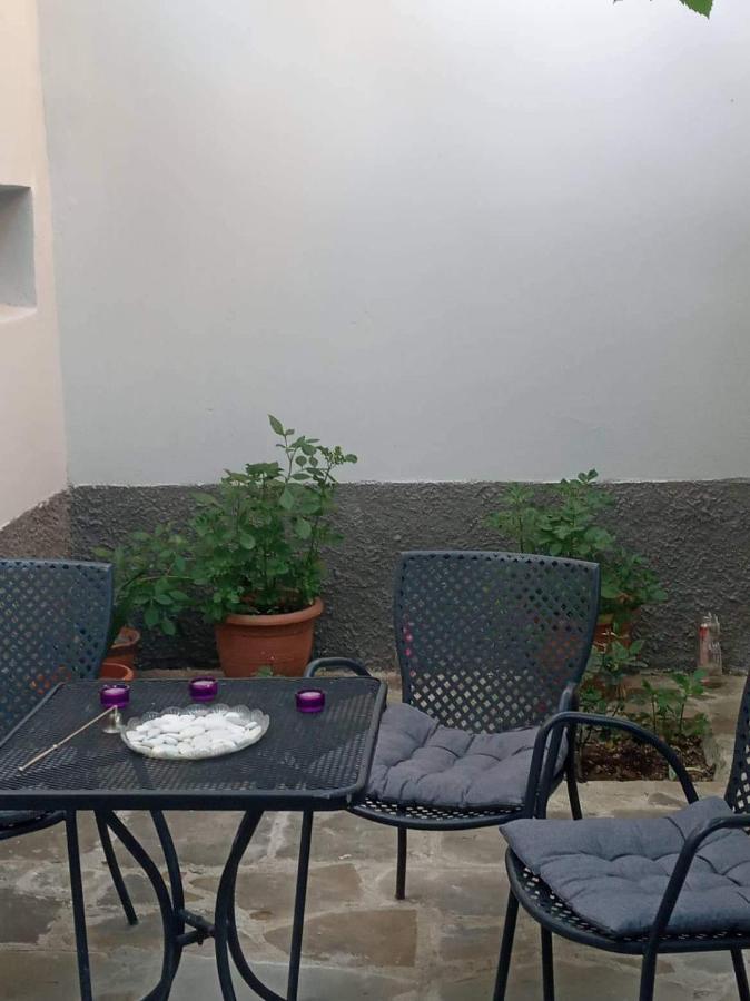 Green Housee Korça Kültér fotó